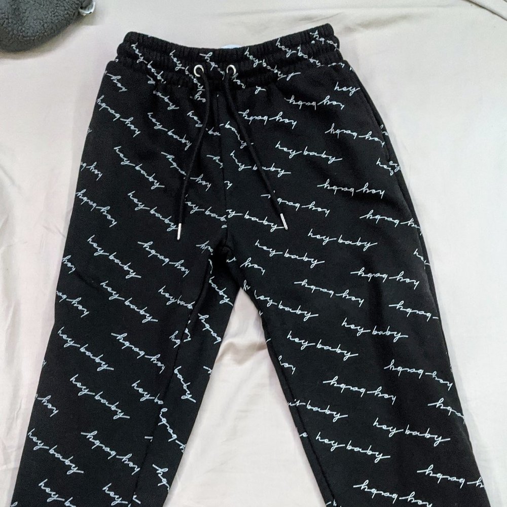 Printed Black Drawstring Sweatpants